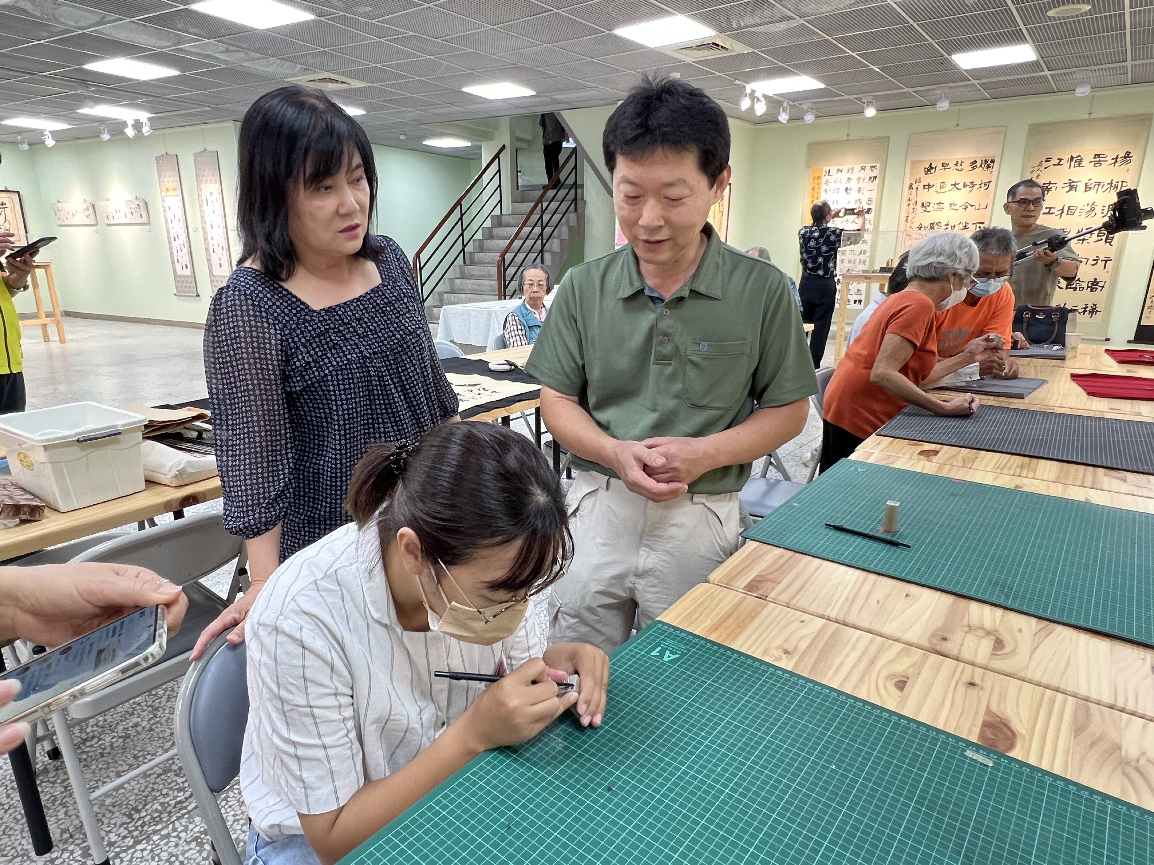 1020 「虛懷若谷-洪志雄書法篆刻作品展 」 開展