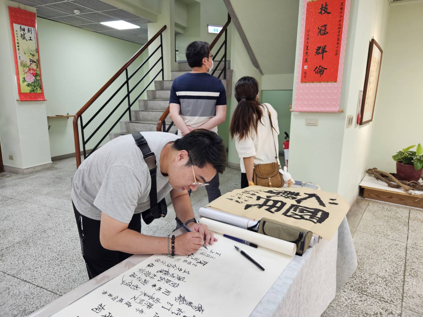「虛懷若谷-洪志雄書法篆刻作品展 」展出期間 民眾參觀情形