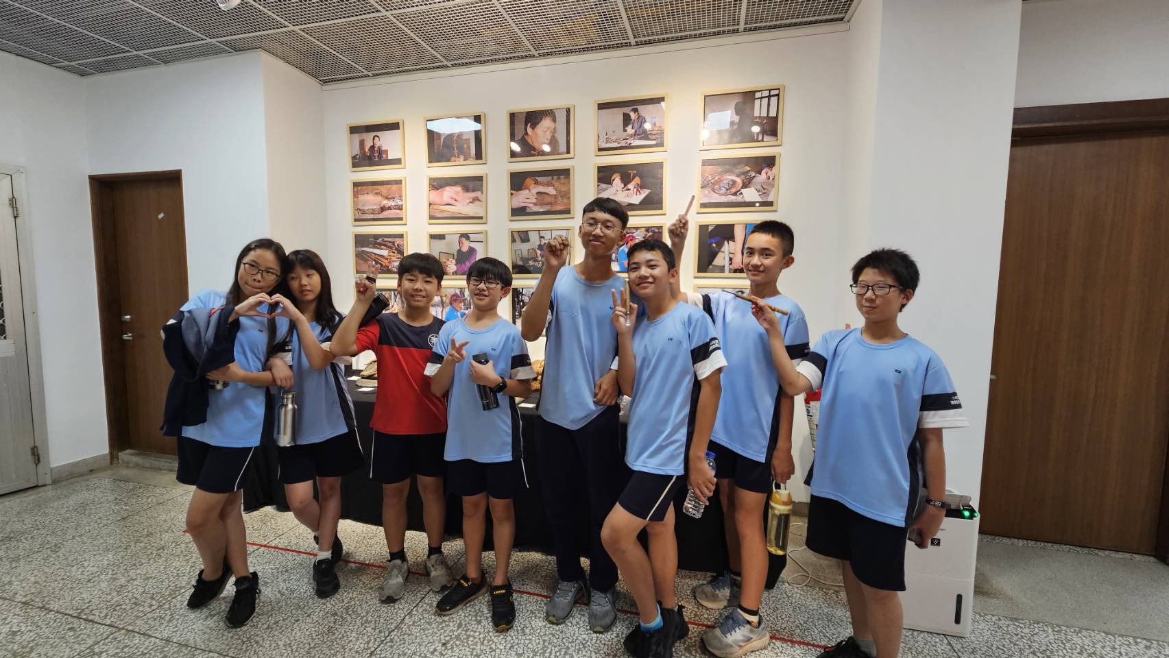 黃媽慶木雕六十 - 生物造型創作+乙巳年生活影像紀錄