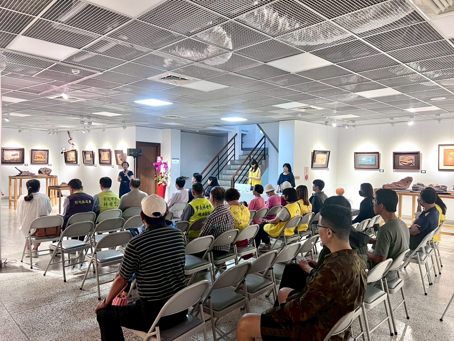 黃媽慶木雕六十 - 生物造型創作+乙巳年生活影像紀錄