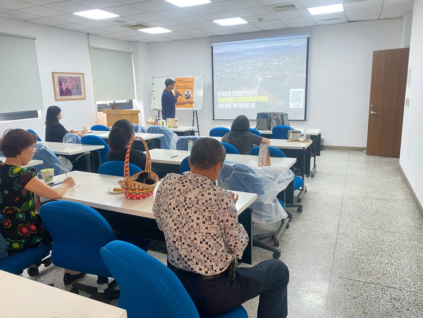 114年第ㄧ場在職進修,陳光鏡,吃的選擇,決定世界的未來-從國產雜糧大豆看見食農新革命