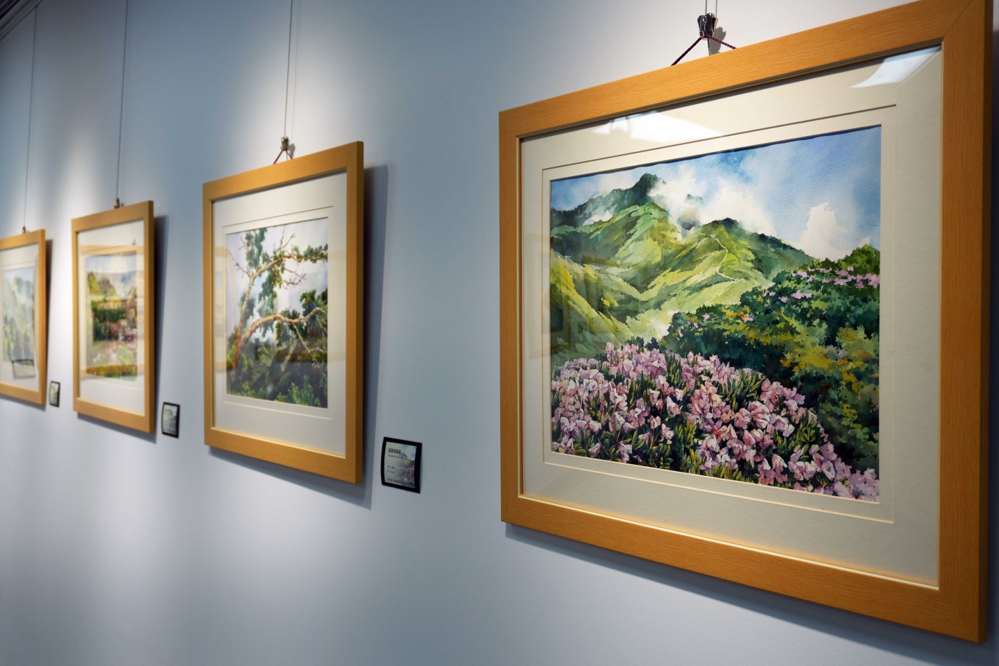 國聲電台 三五藝廊07回展《悠行漫步》曾培育風景水彩個展