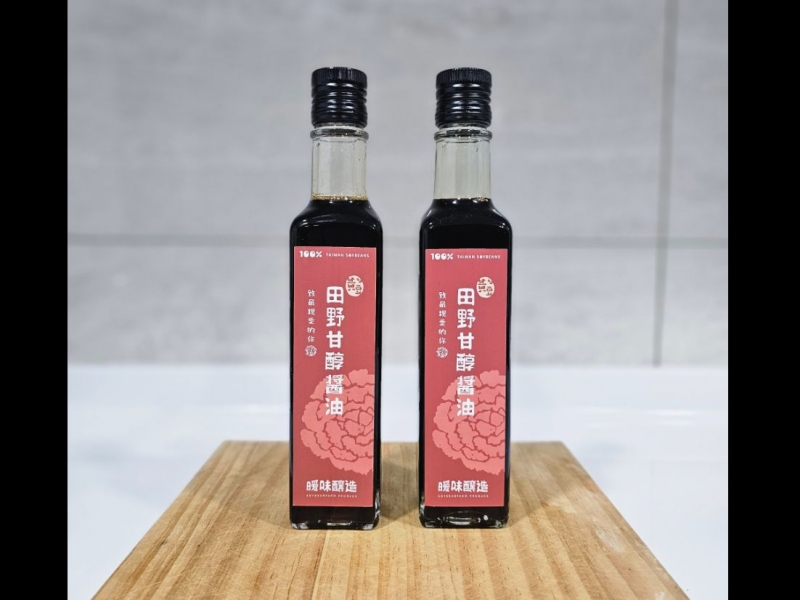 國聲推薦~田野醬油         (黑豆/黃豆)